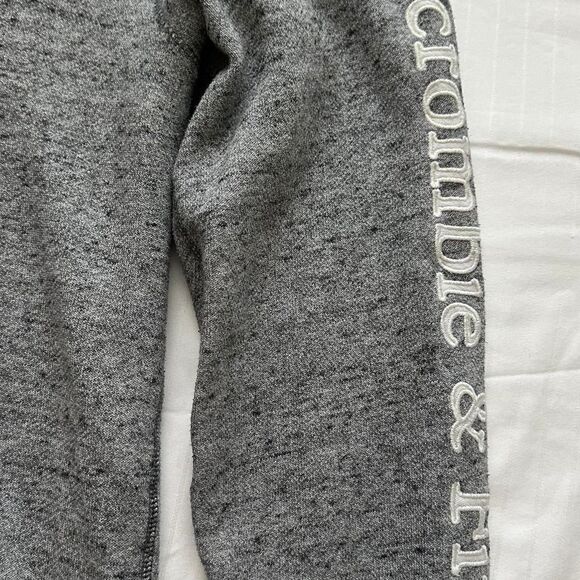Abercrombie & Fitch Grey Hoodie Medium Embroidered Logo - Picture 3 of 6